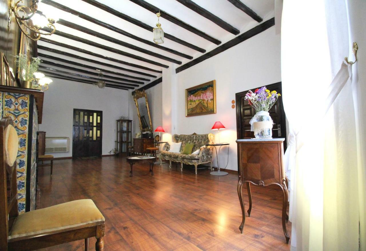 Hotel Del Arbol Xàtiva Buitenkant foto