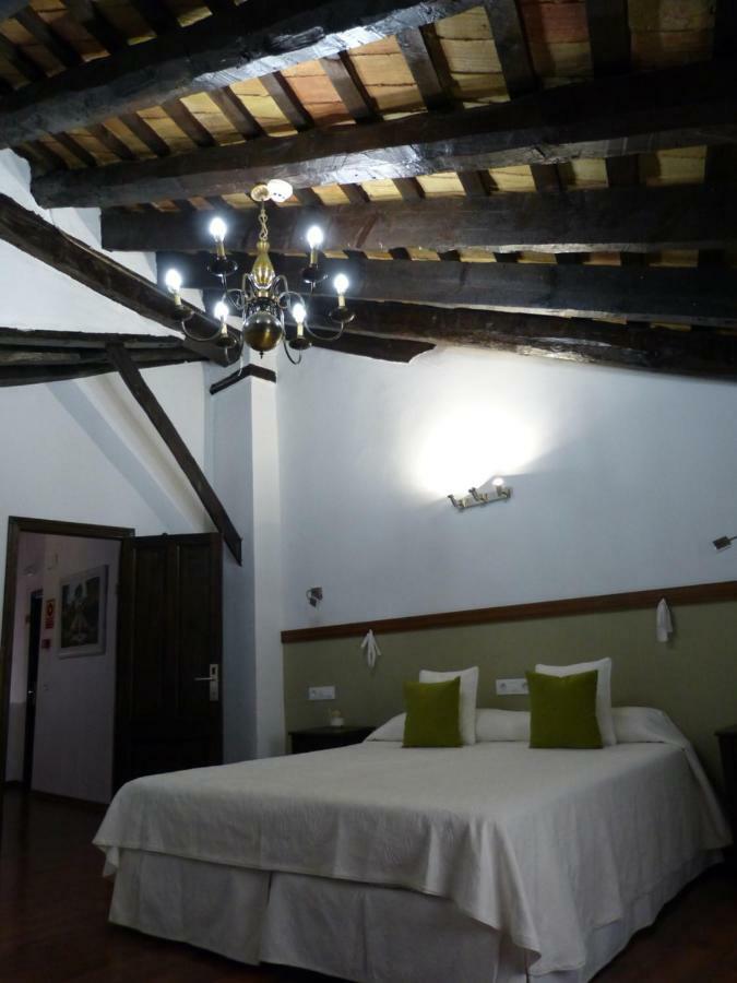 Hotel Del Arbol Xàtiva Buitenkant foto