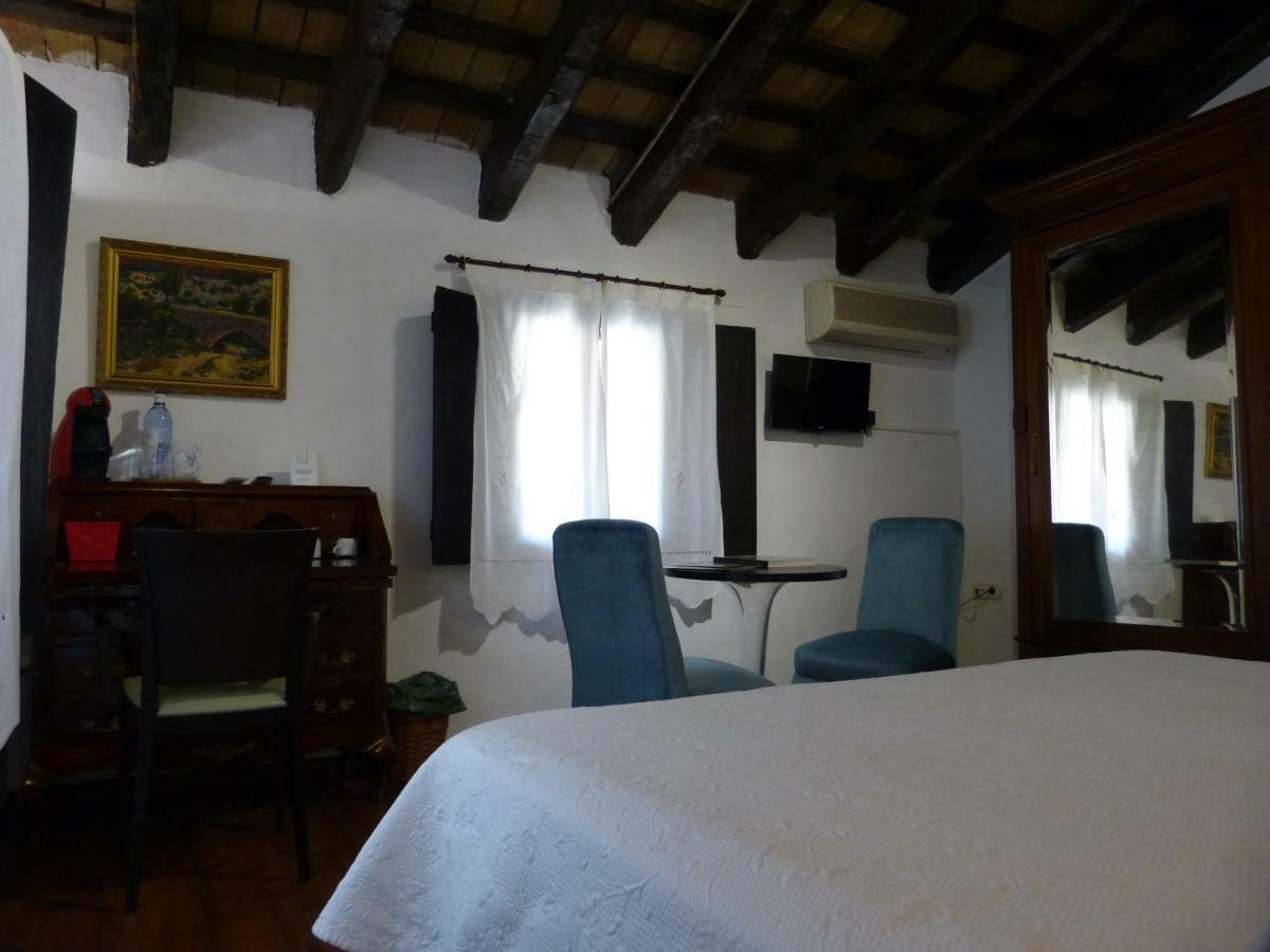 Hotel Del Arbol Xàtiva Buitenkant foto