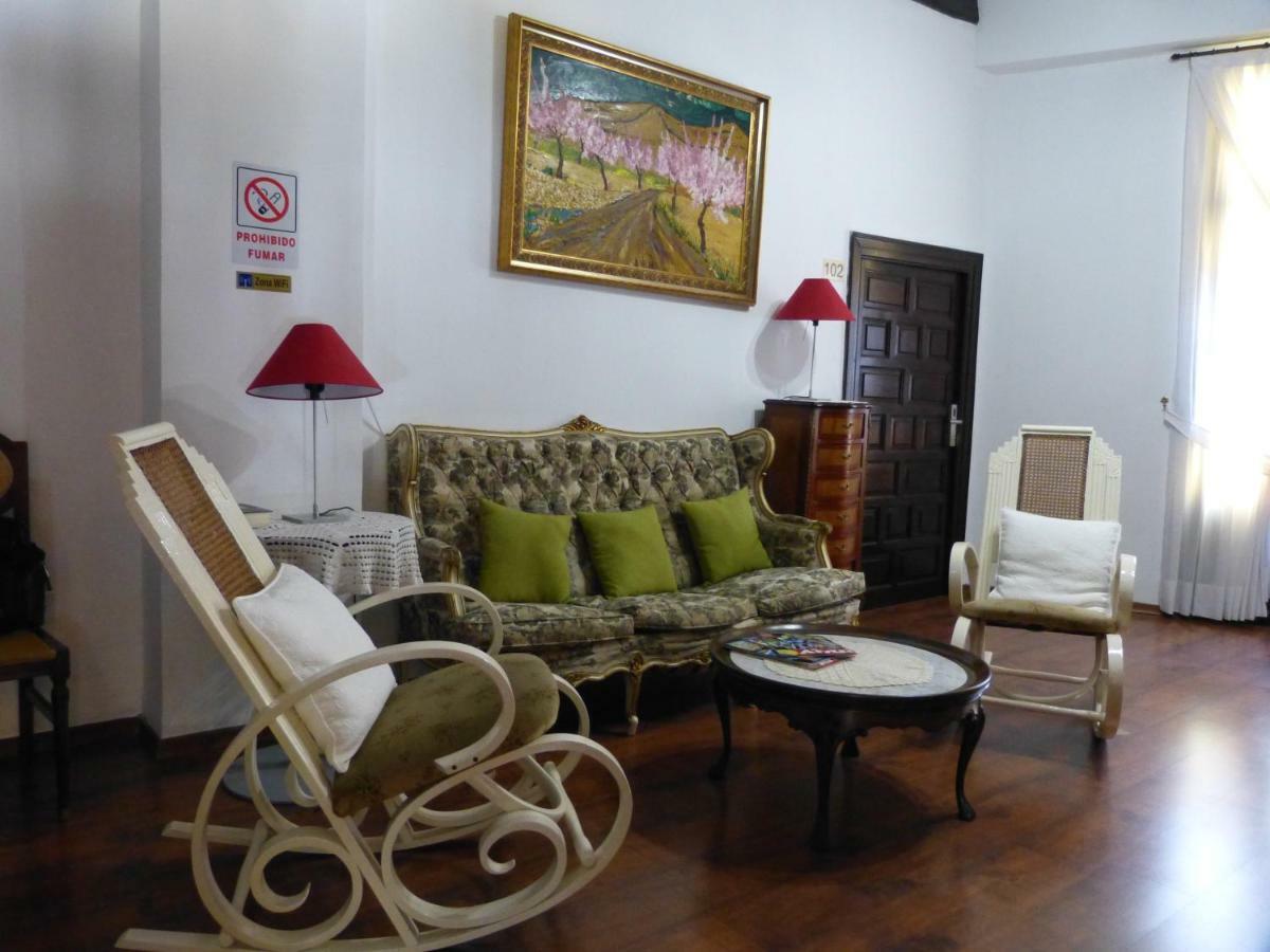 Hotel Del Arbol Xàtiva Buitenkant foto