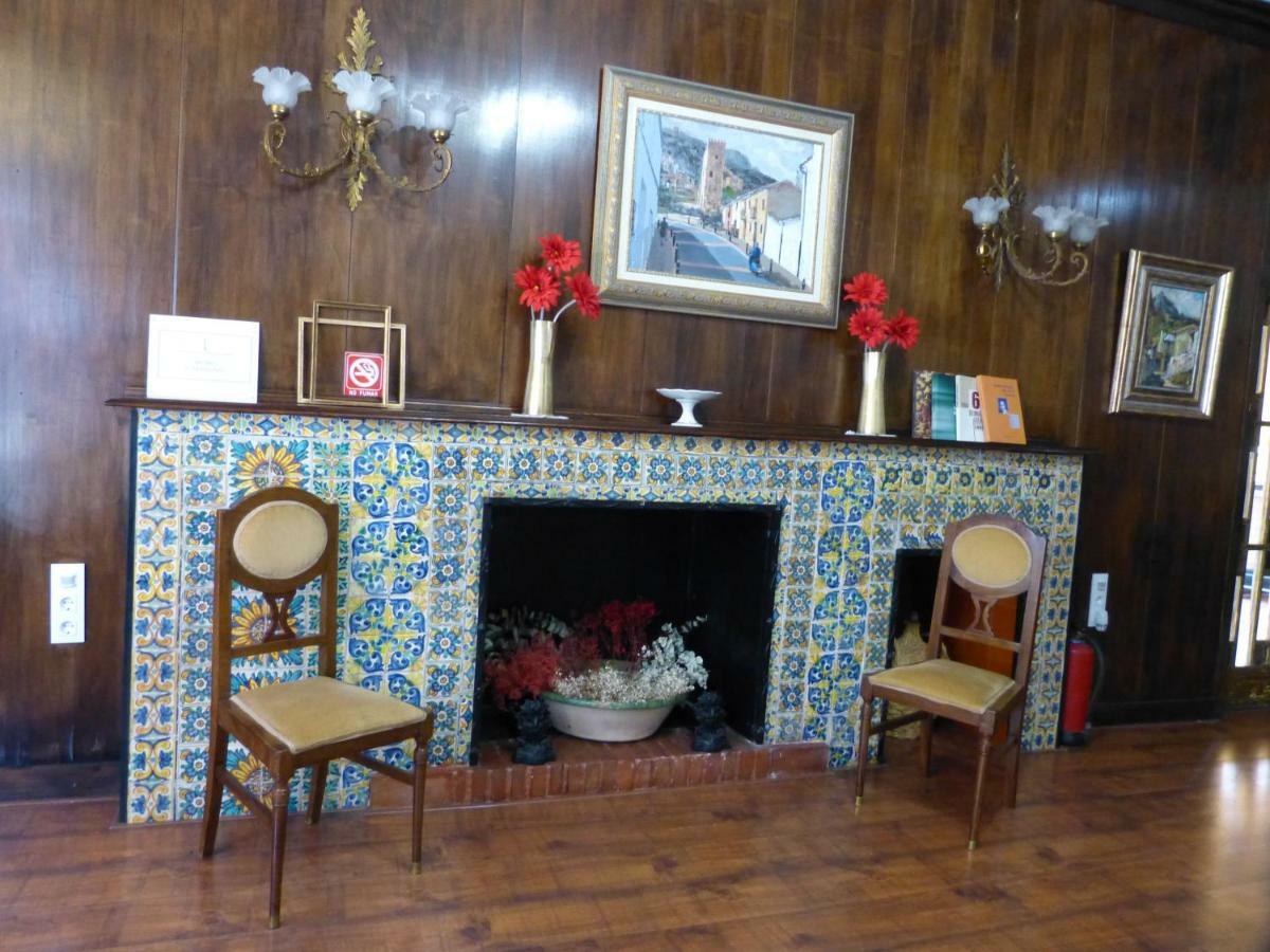 Hotel Del Arbol Xàtiva Buitenkant foto